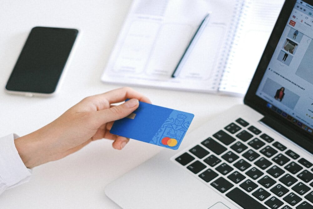 Transforming Customer Service with AI in a Financial Services Institution (FSI)